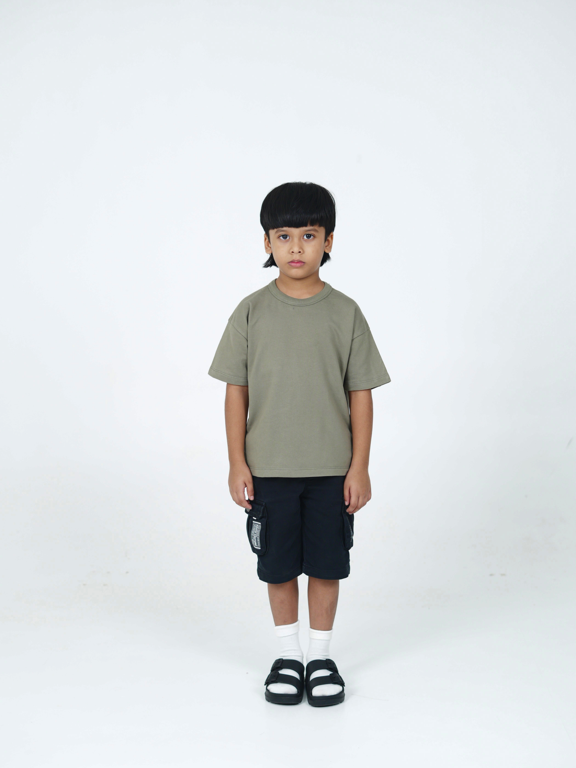 Exclusive #001 Oversized T-Shirt – Olive Green