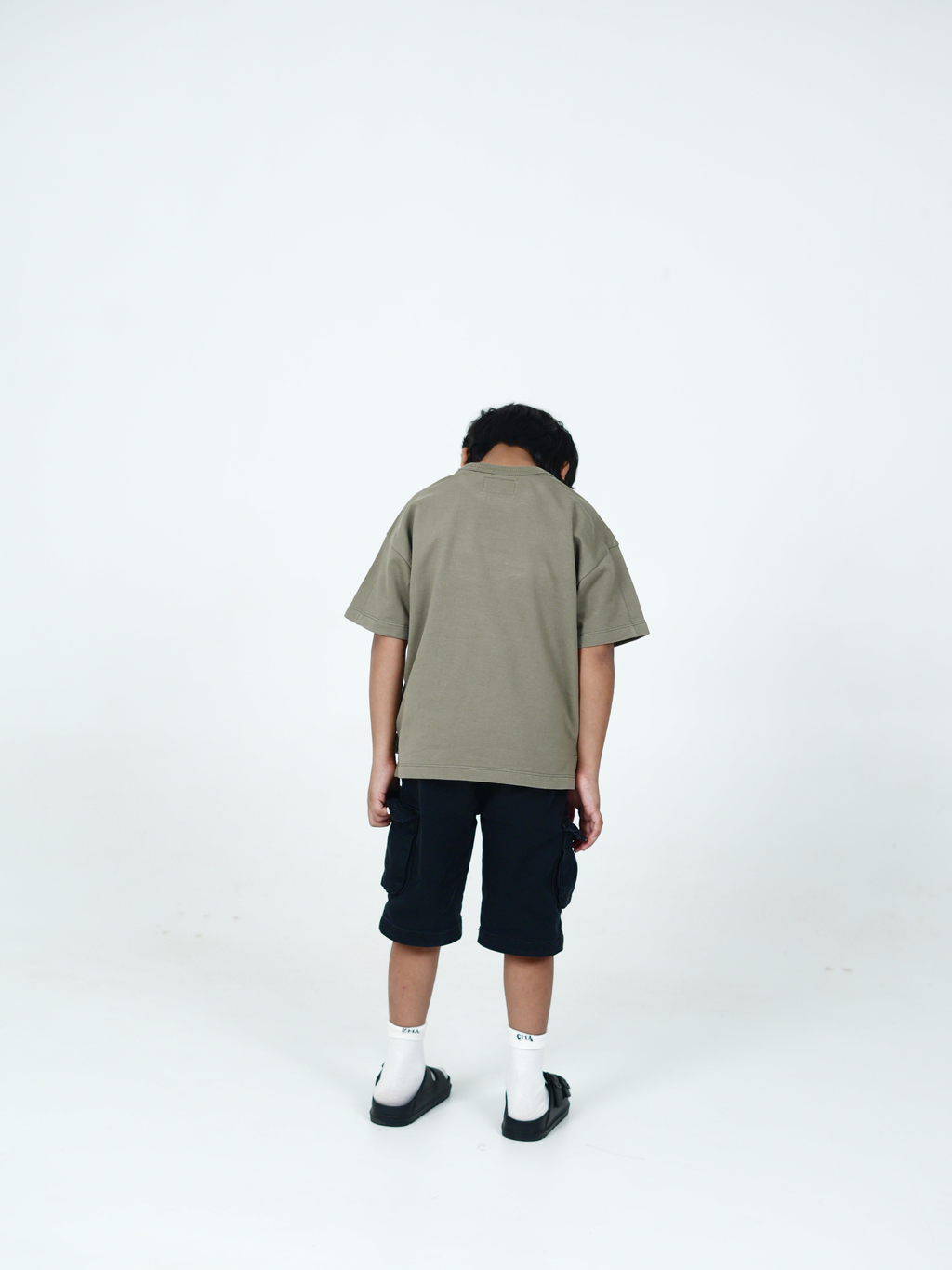 Exclusive #001 Oversized T-Shirt – Olive Green